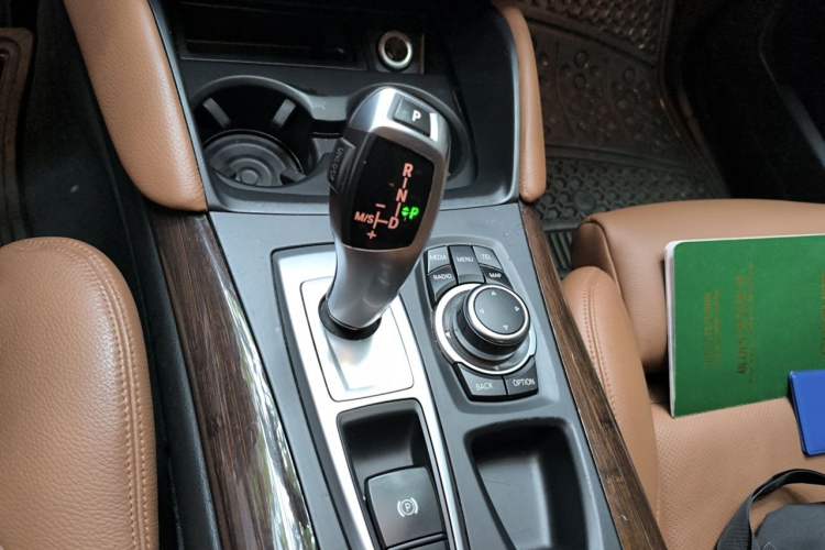 Used BMW X6 2014 xDrive35i Sport model Gear Lever