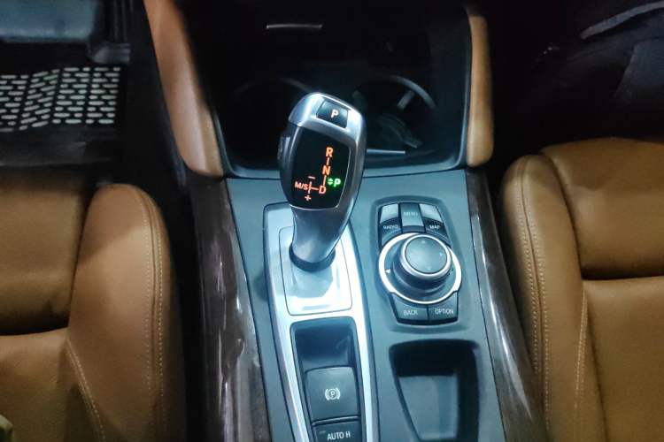 Used BMW X6 2014 xDrive35i Sport model Gear Lever