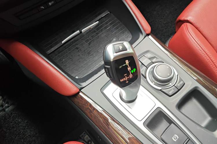 Used BMW X6 2014 xDrive35i Sport model Gear Lever