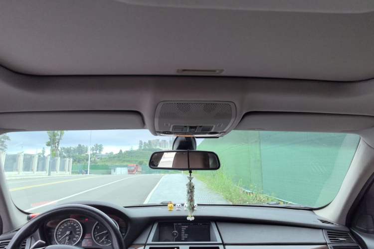 Used BMW X6 2014 xDrive35i Sport model Headliner