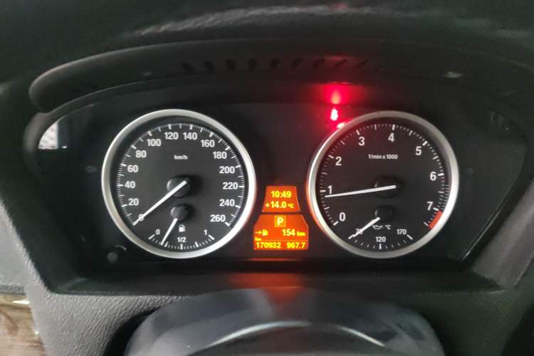 Used BMW X6 2014 xDrive35i Sport model Instrument Cluster