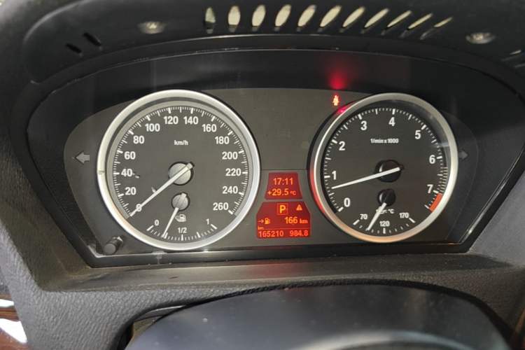 Used BMW X6 2014 xDrive35i Sport model Instrument Cluster