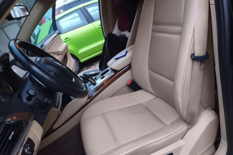 Used BMW X6  Left Front Seat