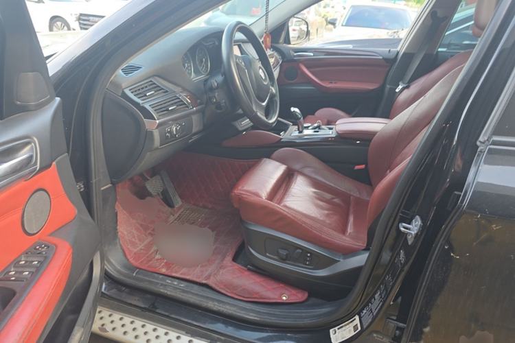 Used BMW X6  Left Front Seat
