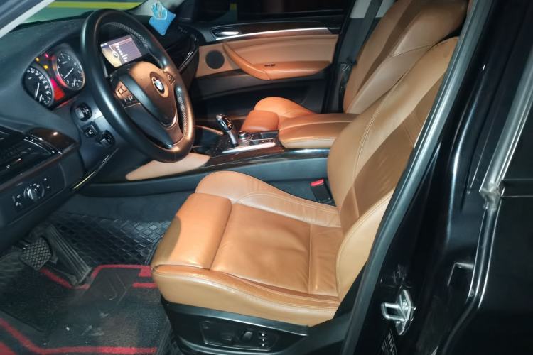 Used BMW X6 2014 xDrive35i Sport model Left Front Seat