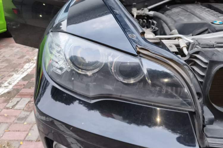 Used BMW X6  Right Front Headlight