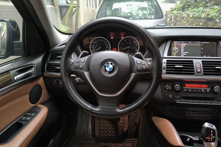 Used BMW X6 2014 xDrive35i Sport model Steering Wheel