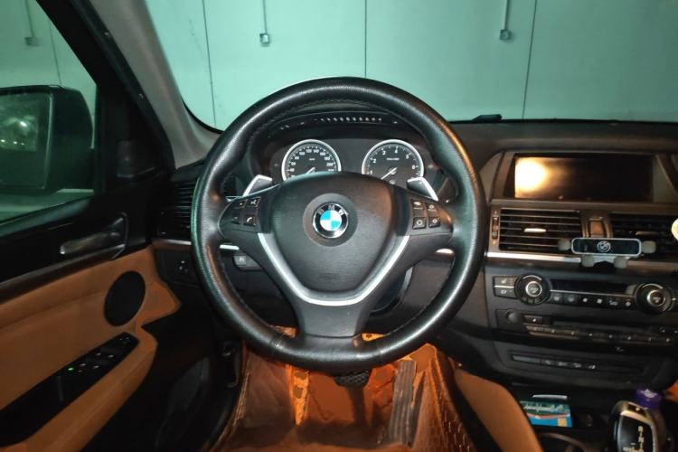 Used BMW X6 2014 xDrive35i Sport model Steering Wheel