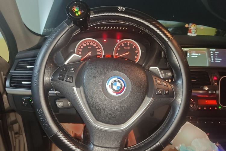 Used BMW X6 2014 xDrive35i Sport model Steering Wheel