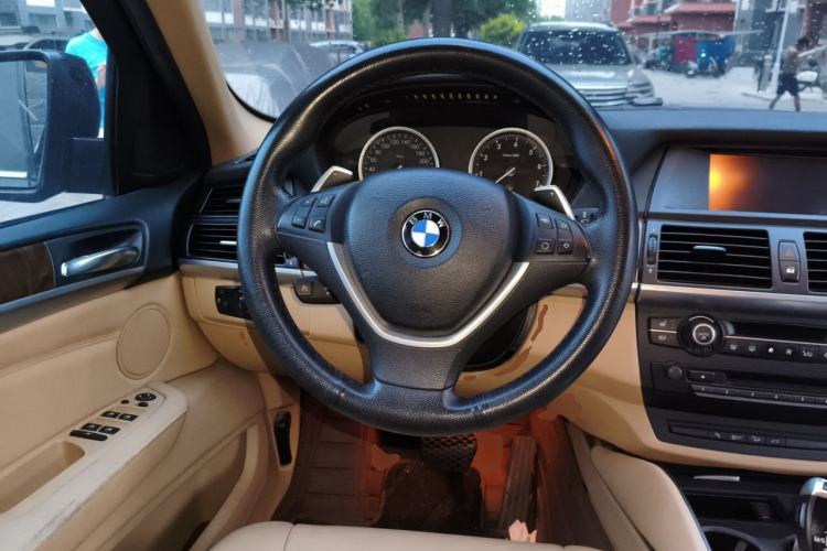 Used BMW X6  Steering Wheel