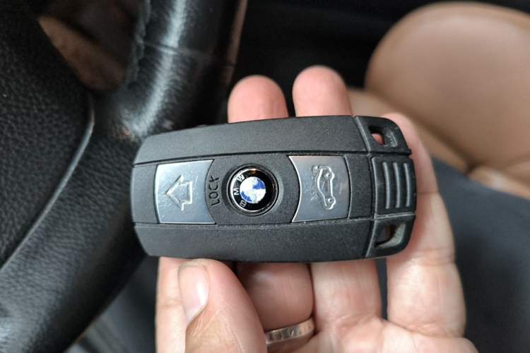 Used BMW X6 2014 xDrive35i Sport model Vehicle Key