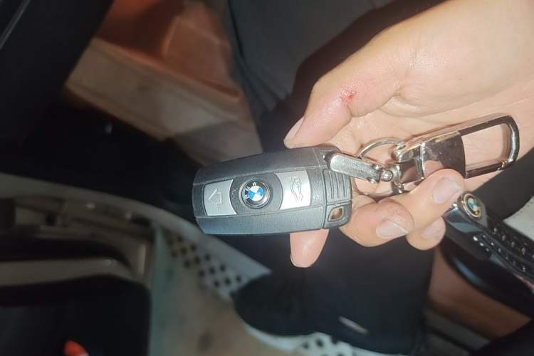 Used BMW X6 2014 xDrive35i Sport model Vehicle Key