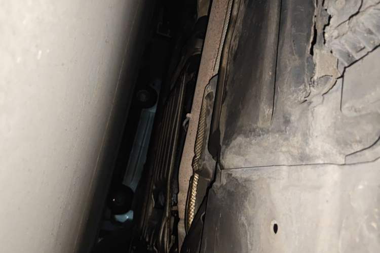 Used BMW X6 2014 xDrive35i Sport model Chassis Front Right