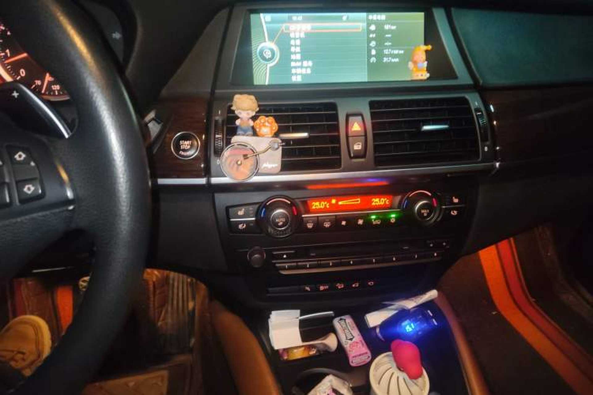 Used BMW X6 2014 xDrive35i Middle East version 5-seater Audio And AC Panel