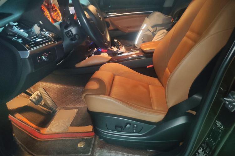 Used BMW X6 2014 xDrive35i Middle East version 5-seater Left Front Seat