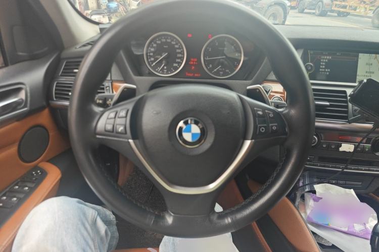 Used BMW X6  Steering Wheel