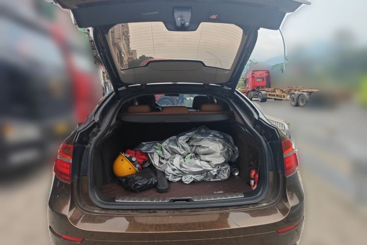 Used BMW X6  Trunk