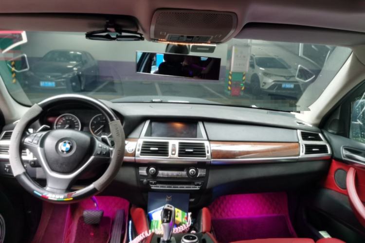 Used BMW X6 2014 xDrive35i Sport model Center Console