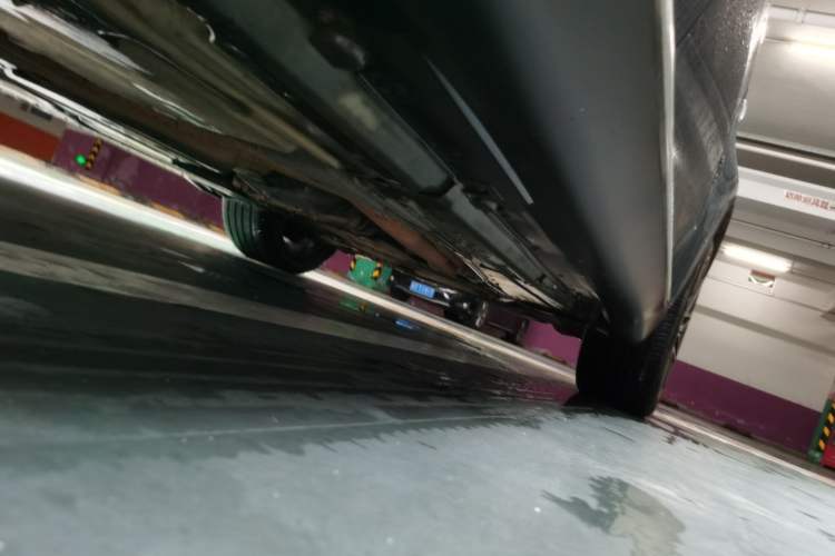 Used BMW X6 2014 xDrive35i Sport model Chassis Rear Right