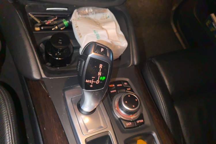 Used BMW X6 2014 xDrive35i Sport model Gear Lever