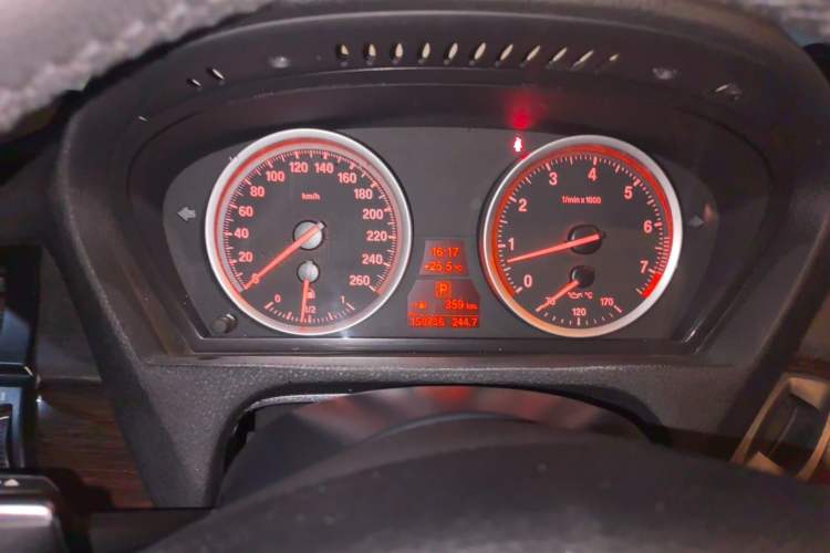 Used BMW X6 2014 xDrive35i Sport model Instrument Cluster