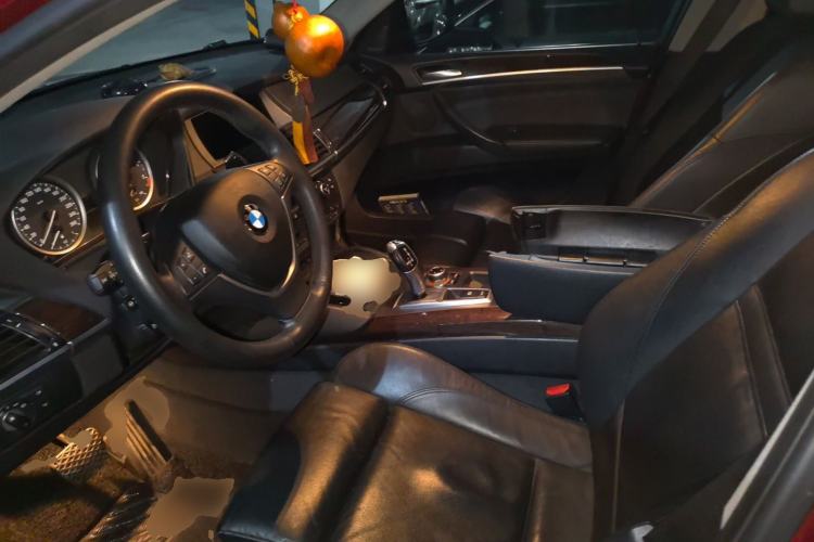 Used BMW X6 2014 xDrive35i Sport model Left Front Seat