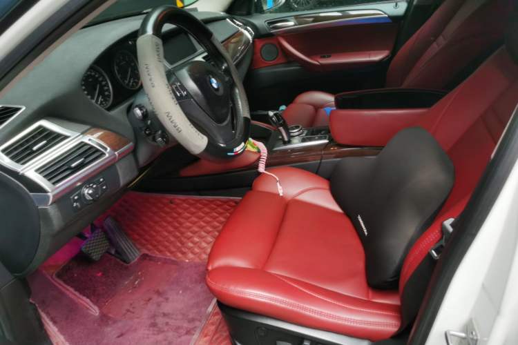 Used BMW X6 2014 xDrive35i Sport model Left Front Seat