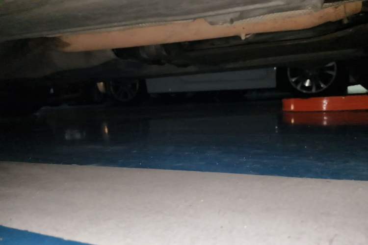Used BMW X6  Chassis Front Right