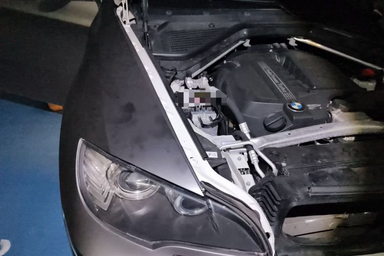 Used BMW X6  Engine Bay Right