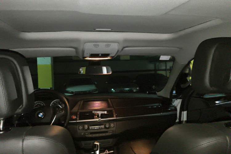 Used BMW X6  Headliner