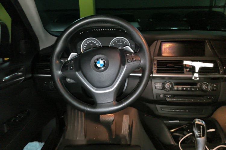 Used BMW X6  Steering Wheel