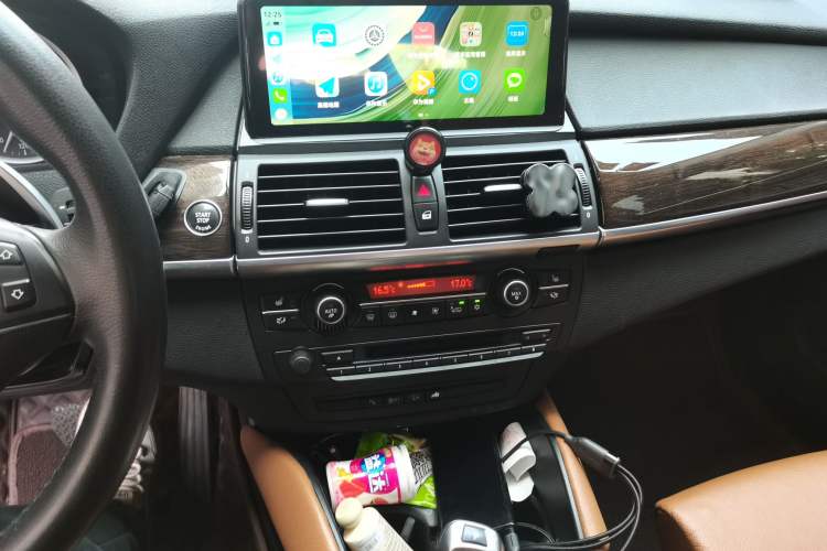 Used BMW X6 2014 xDrive35i Sport model Audio And AC Panel