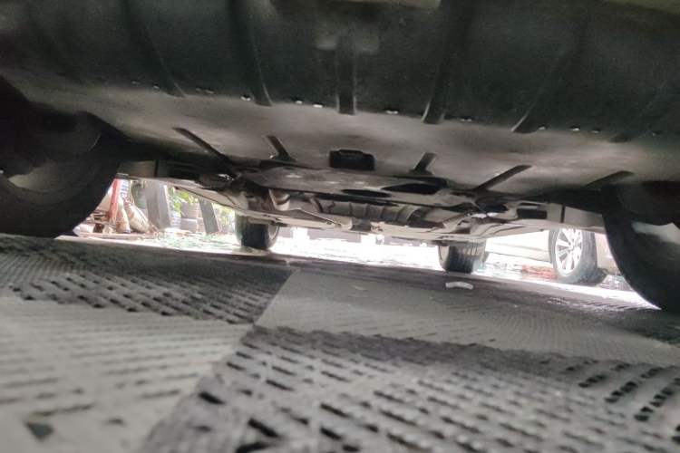 Used BMW X6 2014 xDrive35i U.S. specification Chassis Front