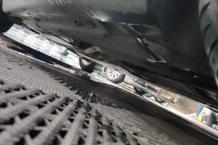 Used BMW X6 2014 xDrive35i U.S. specification Chassis Front Right