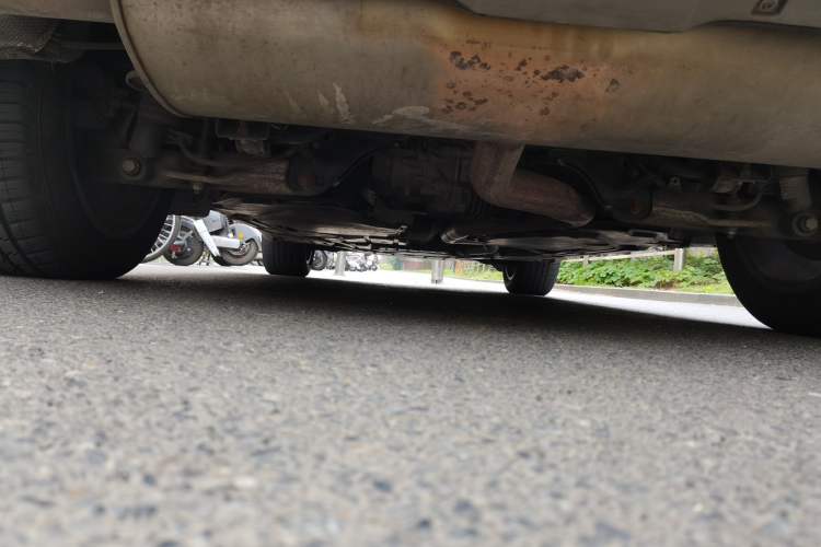 Used BMW X6 2014 xDrive35i Sport model Chassis Rear