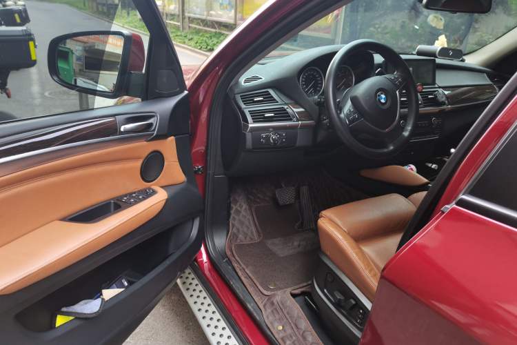 Used BMW X6 2014 xDrive35i Sport model Driver Seat