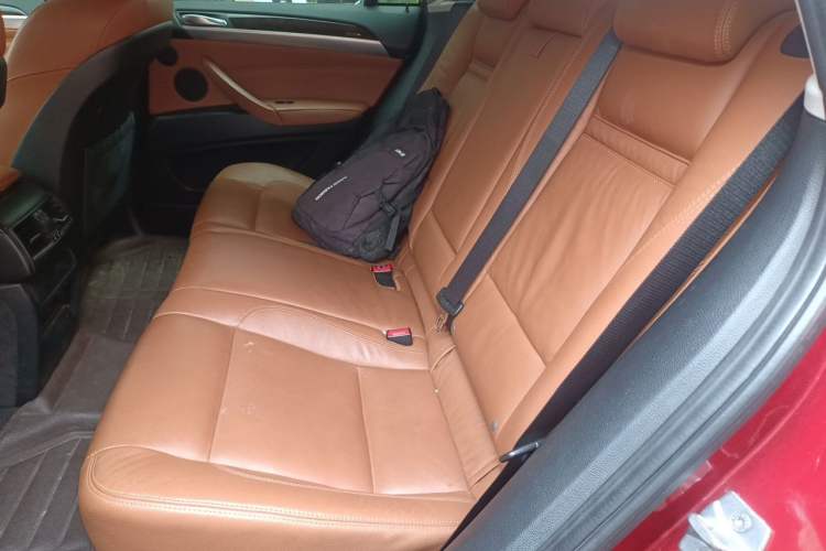 Used BMW X6  Left Rear Seat