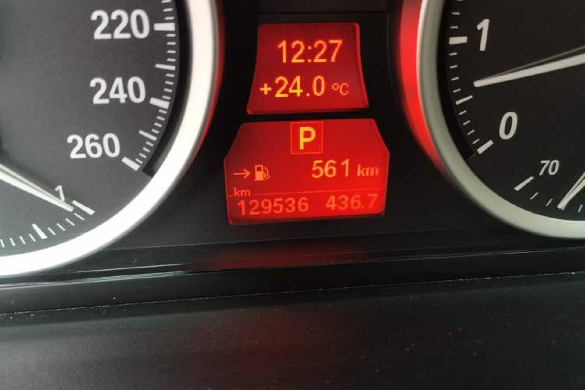 Used BMW X6 2014 xDrive35i Sport model Odometer Close Up