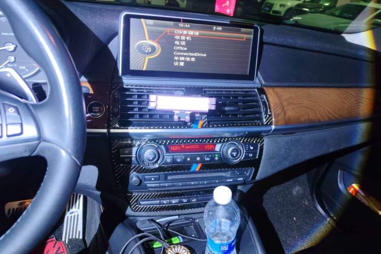 Used BMW X6  Audio And AC Panel