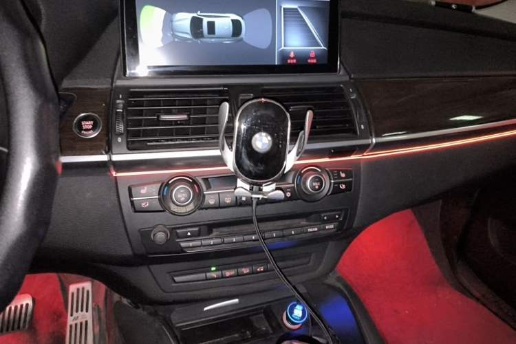 Used BMW X6 2014 xDrive35i Sport model Audio And AC Panel
