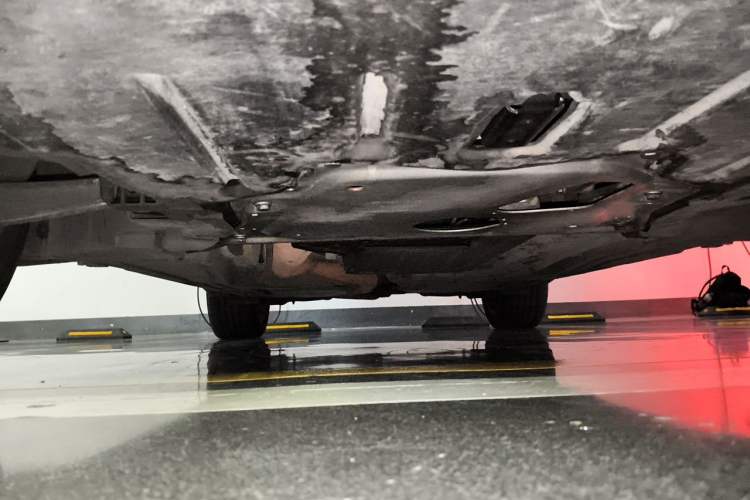 Used BMW X6 2014 xDrive35i Sport model Chassis Front