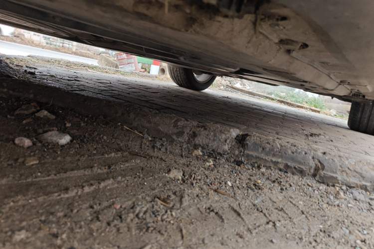 Used BMW X6 2014 xDrive35i Sport model Chassis Front Left