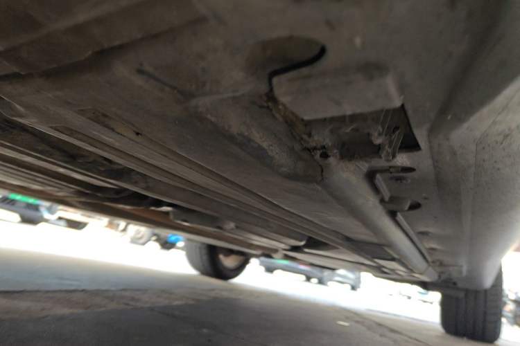 Used BMW X6 2014 xDrive35i Sport model Chassis Front Left