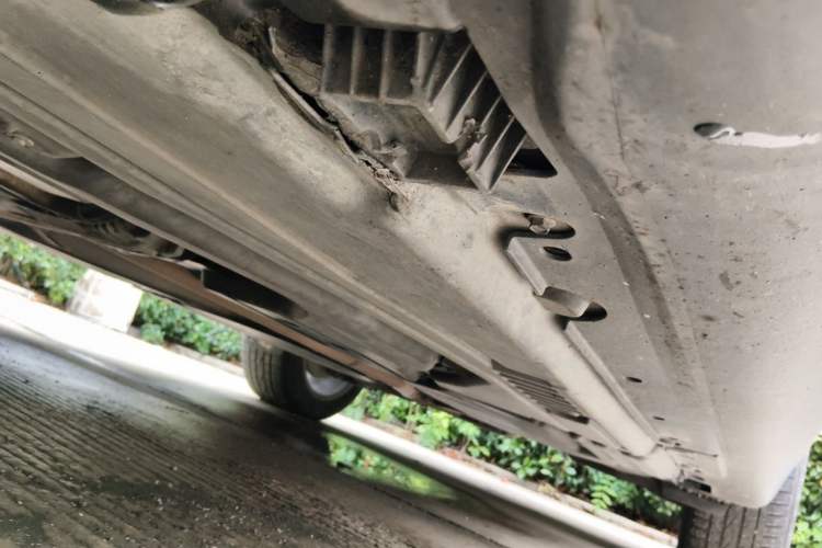 Used BMW X6 2014 xDrive35i Sport model Chassis Front Left