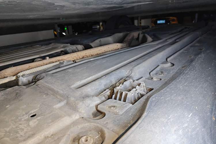 Used BMW X6 2014 xDrive35i Sport model Chassis Front Right