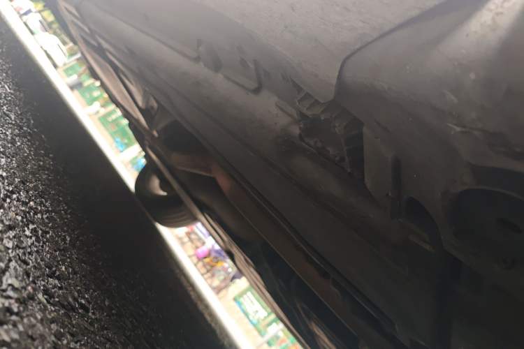 Used BMW X6 2014 xDrive35i Sport model Chassis Front Right