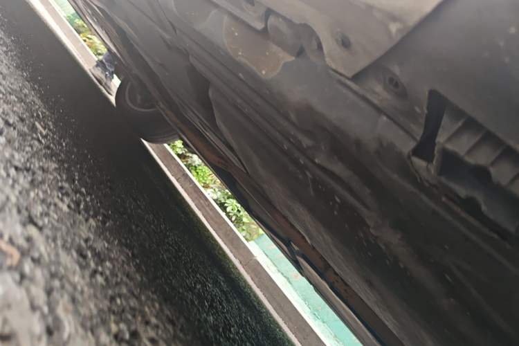 Used BMW X6 2014 xDrive35i Sport model Chassis Rear Left