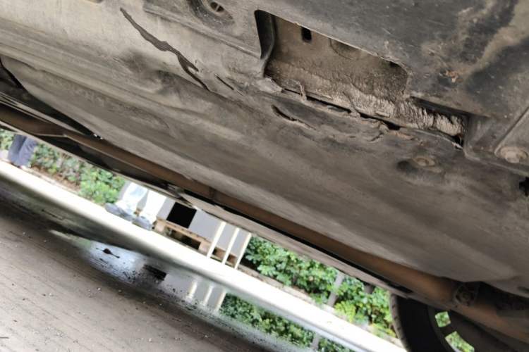 Used BMW X6 2014 xDrive35i Sport model Chassis Rear Left