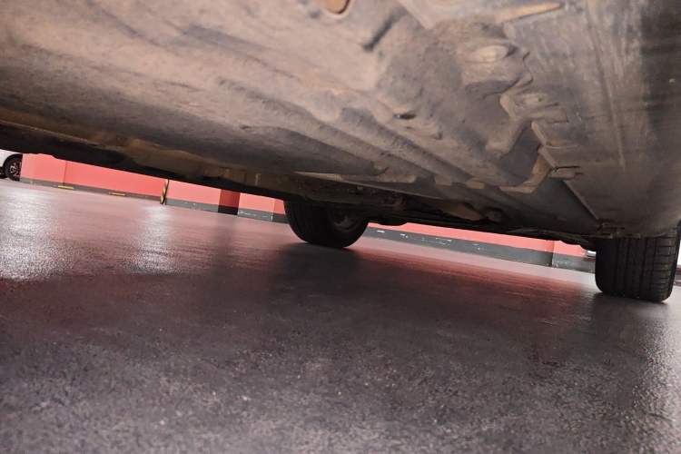 Used BMW X6  Chassis Rear Right