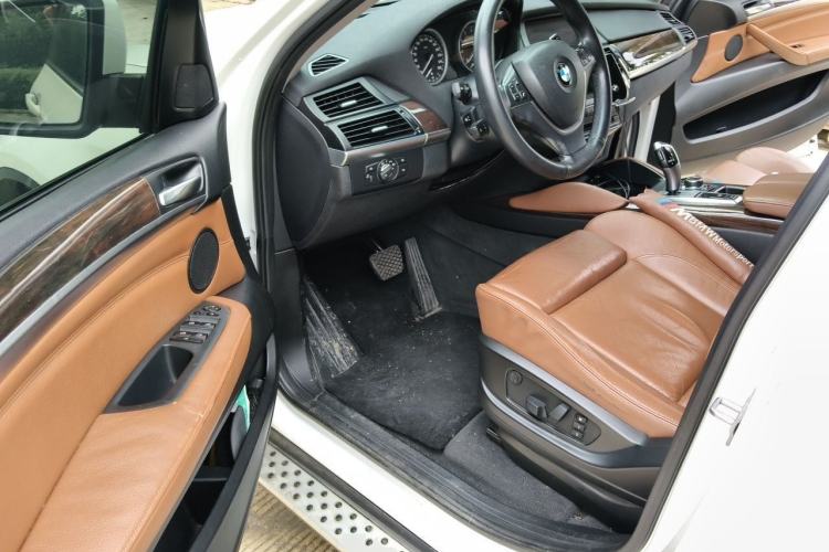 Used BMW X6 2014 xDrive35i Sport model Driver Seat